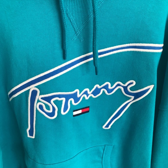 -SOLD- NWT Tommy Hilfiger Signature Hoodie - Picture 3 of 6